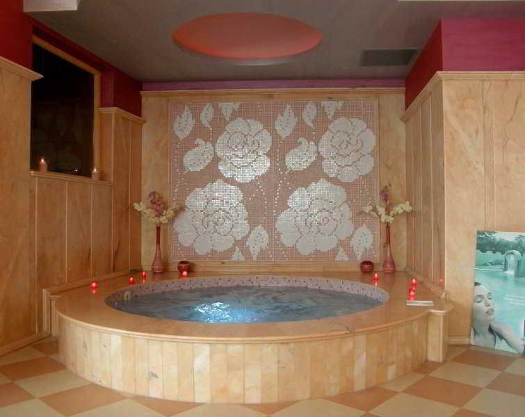 Hotel Club Central Hisarya Instalações foto